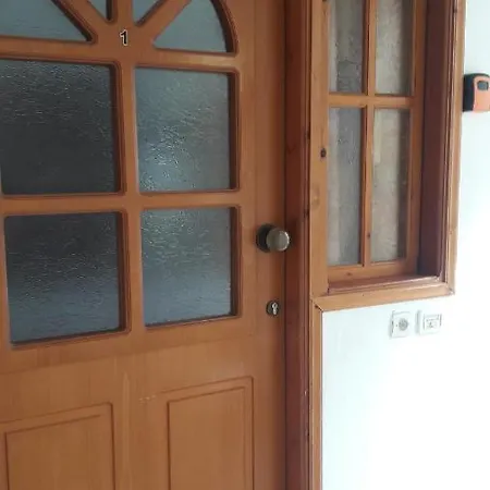 Nefeli β'οροφος Apartamento