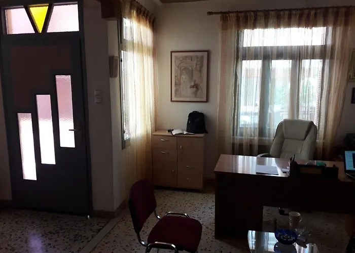 Nefeli β'οροφος * Retimno