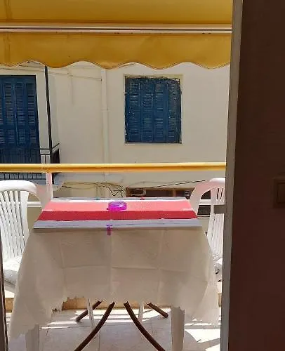 Nefeli β'οροφος Apartament *