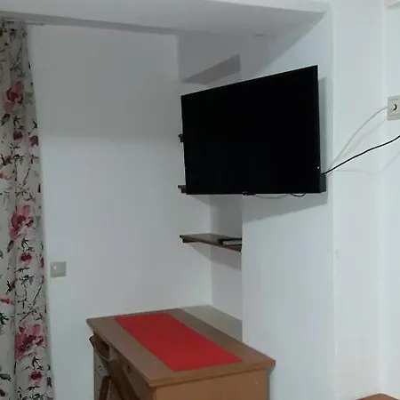 Nefeli β'οροφος Apartamento