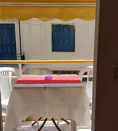 Nefeli β'οροφος Apartment *