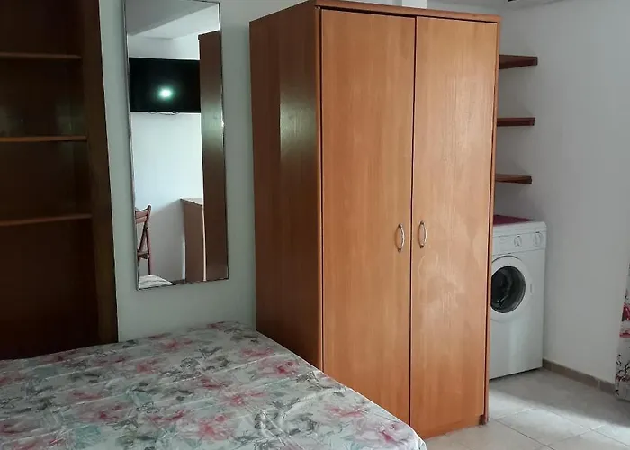 Nefeli β'οροφος Apartment *