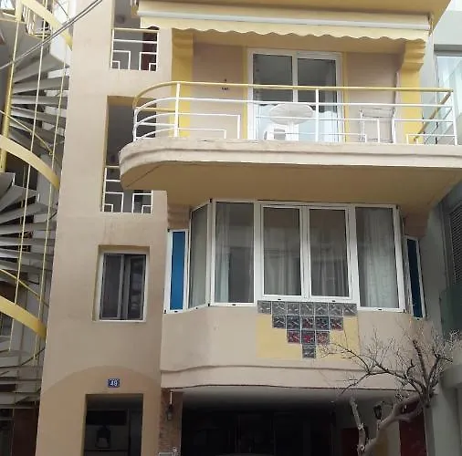 Nefeli β'οροφος * Rethymno (Crete)