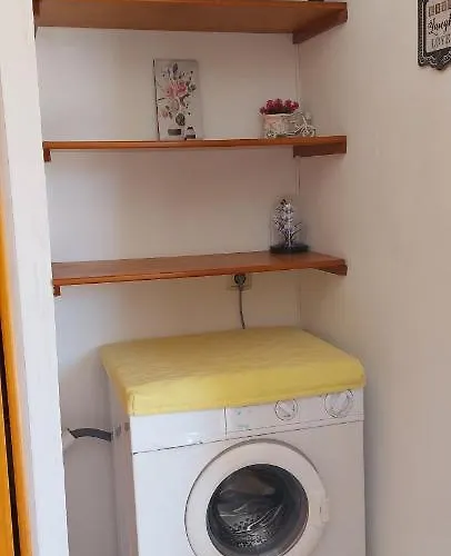 Nefeli β'οροφος Apartment Rethymno (Crete)